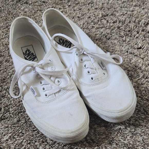 Authentic Vans Classic White Lace-Up Sneakers Womens Size 10.5 Mens Size 9 - Picture 1 of 7